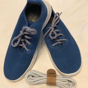 allbirds Tree Runners + extra laces
